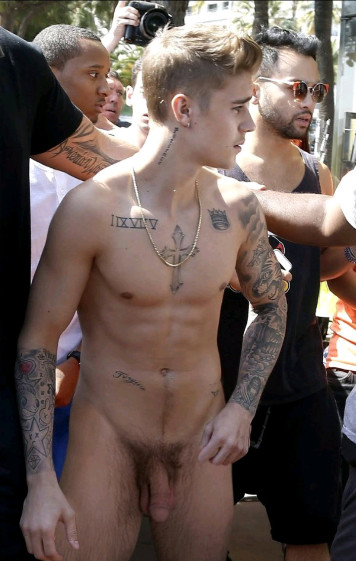 Bieber cock justin naked SO HOT!