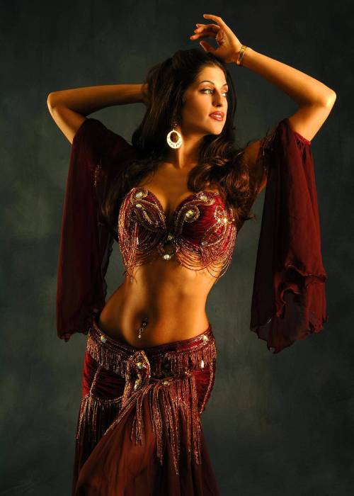 Belly dancing in bollywood